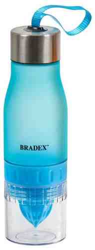 Бутылка для воды Bradex Light Blue с соковыжималкой 600мл арт. 990000